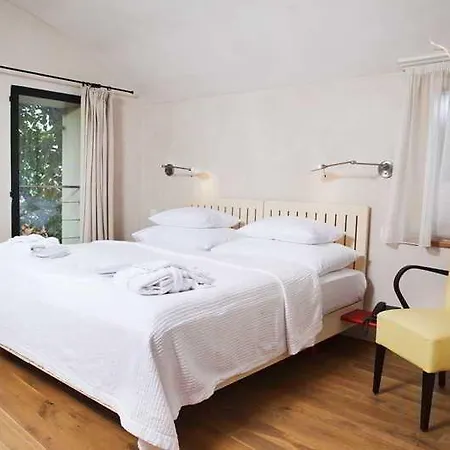 Hotel Bellevue Benesov (Central Bohemian)