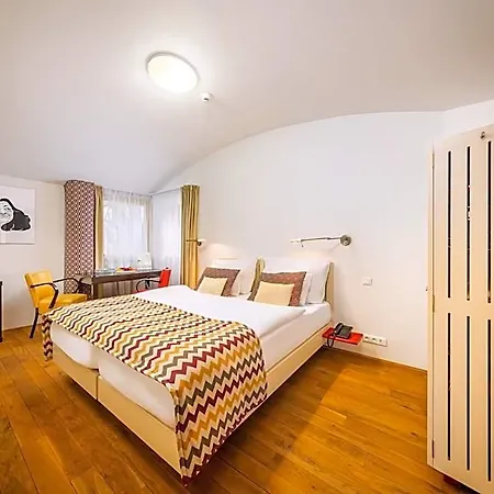 Hotel Bellevue Benesov (Central Bohemian)