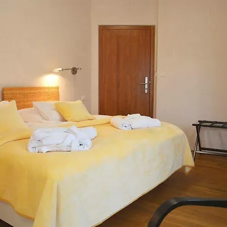 Hotel Bellevue Karlov 4*