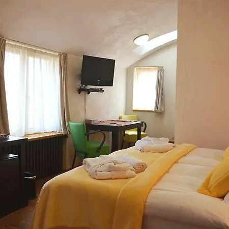Bellevue Karlov Hotel 4*